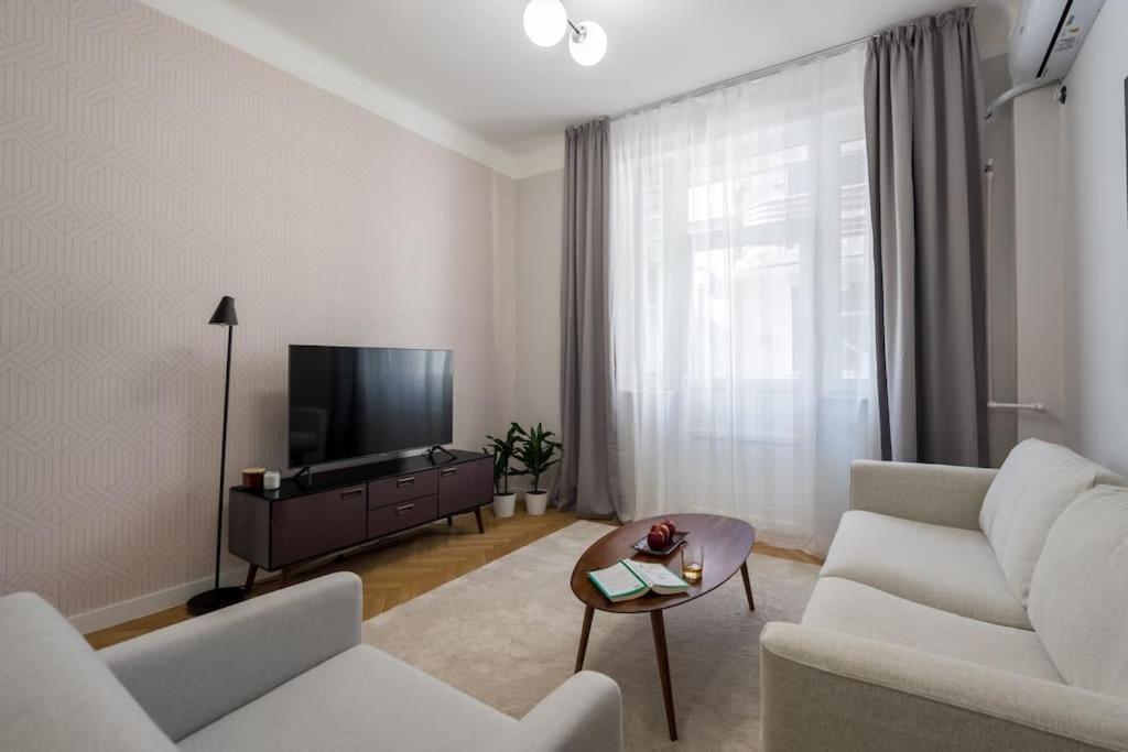Exquisite Art Deco 2Br Apartment Prime Location Bucarest Extérieur photo