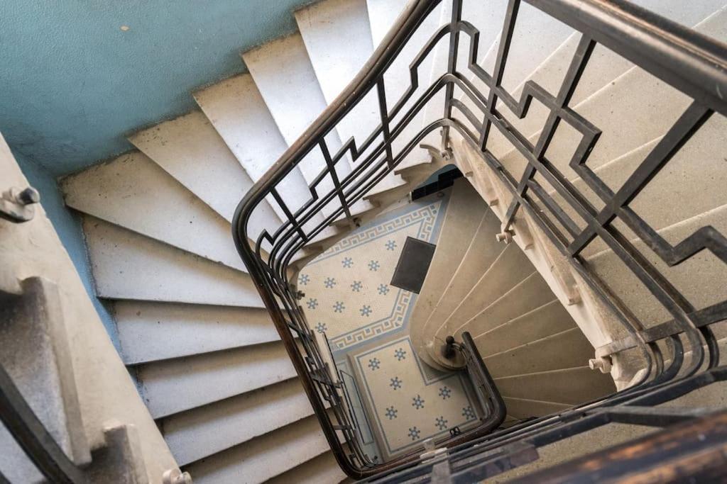 Exquisite Art Deco 2Br Apartment Prime Location Bucarest Extérieur photo